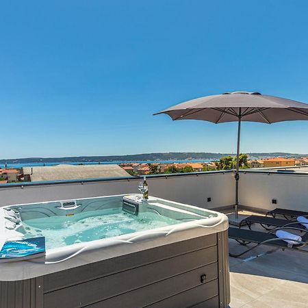 Rooftop New Castel 2023 Kaštela المظهر الخارجي الصورة