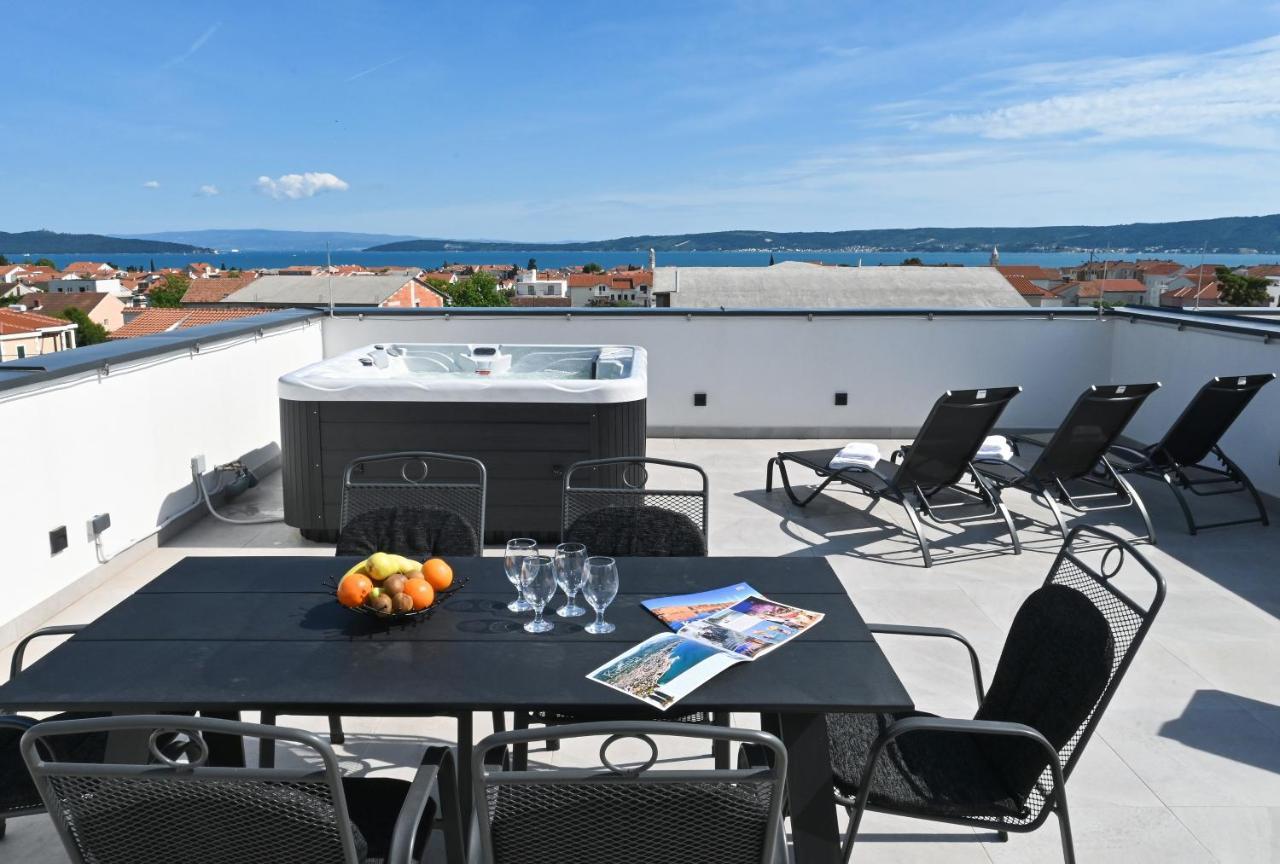 Rooftop New Castel 2023 Kaštela المظهر الخارجي الصورة