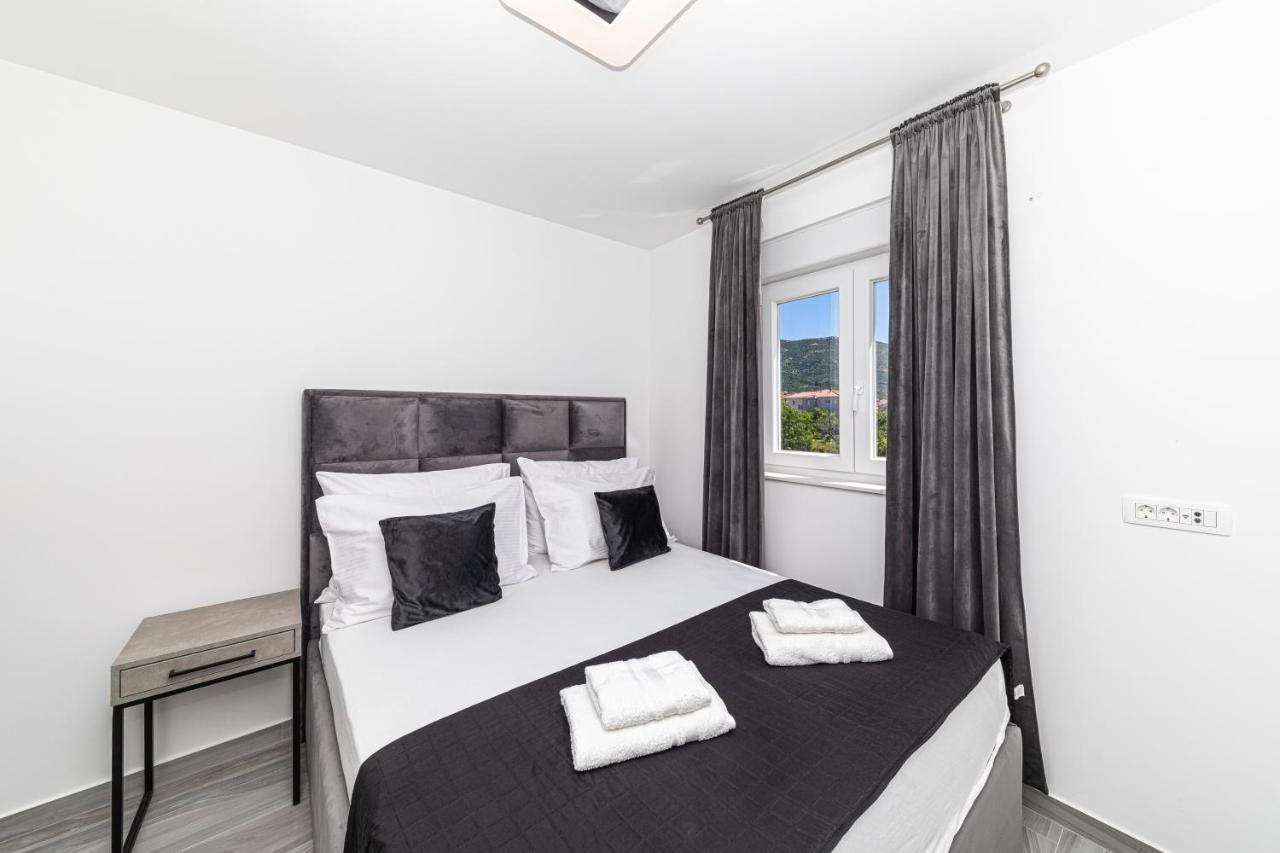 Rooftop New Castel 2023 Kaštela المظهر الخارجي الصورة
