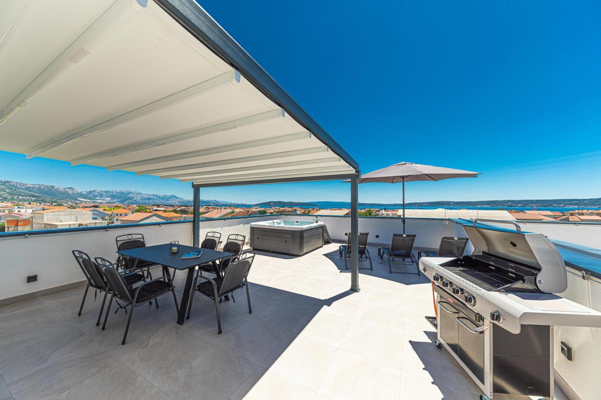 Rooftop New Castel 2023 Kaštela المظهر الخارجي الصورة